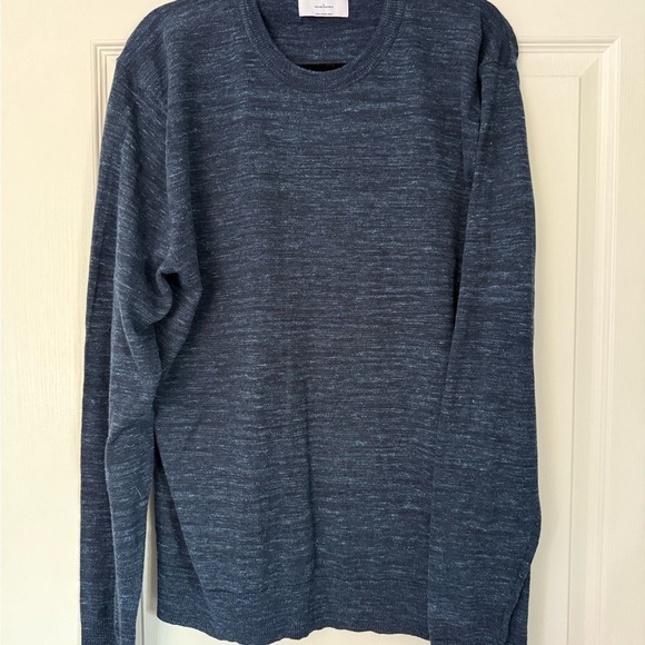 Old Navy Men's Heathered Navy Crewneck Sweater - Picture 1 of 3